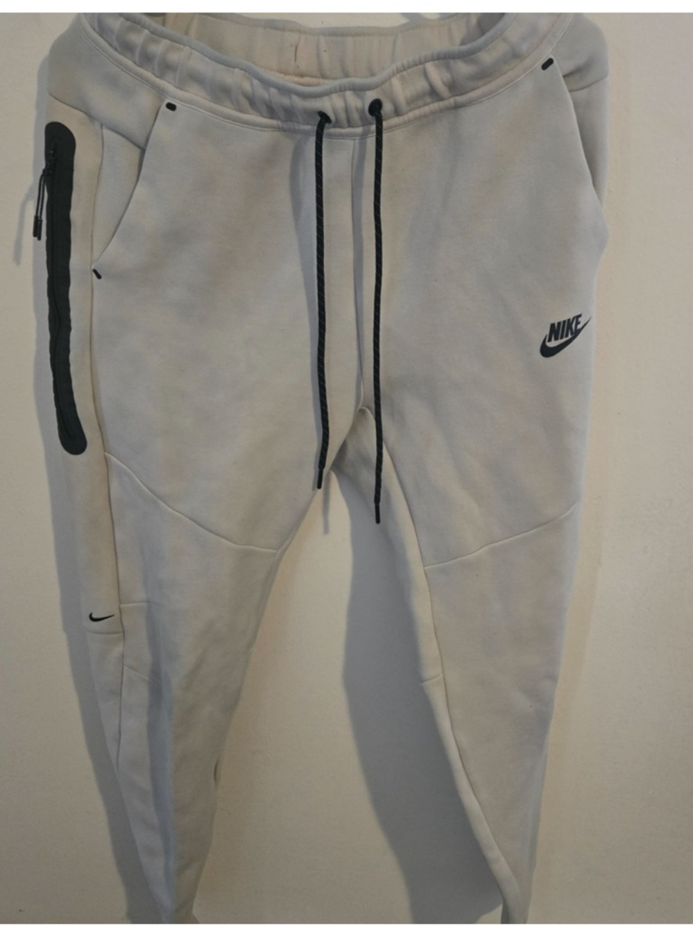 Nike Tech Men's Medium Light Gray Jogger Pants with Black Trim